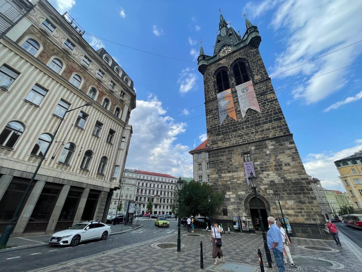 Grand Viceroy Apartments - Gothic Tower View Praha Exteriér fotografie